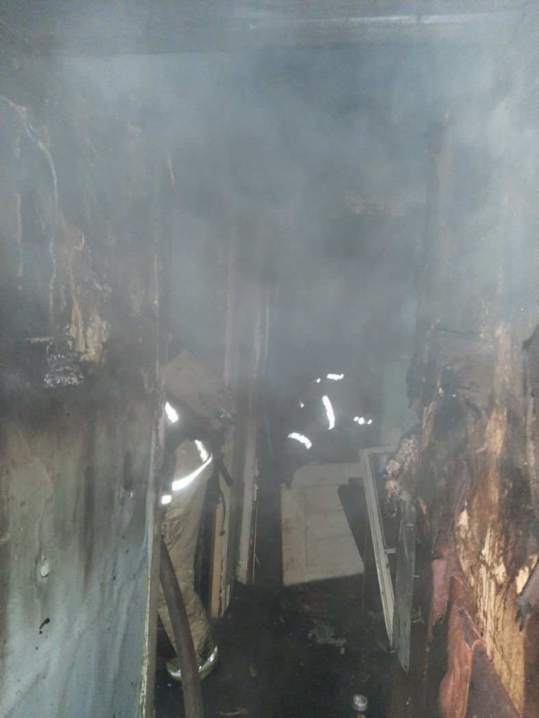 Пожарно-спасательные подразделения ликвидировали пожар в г.Суоярви.